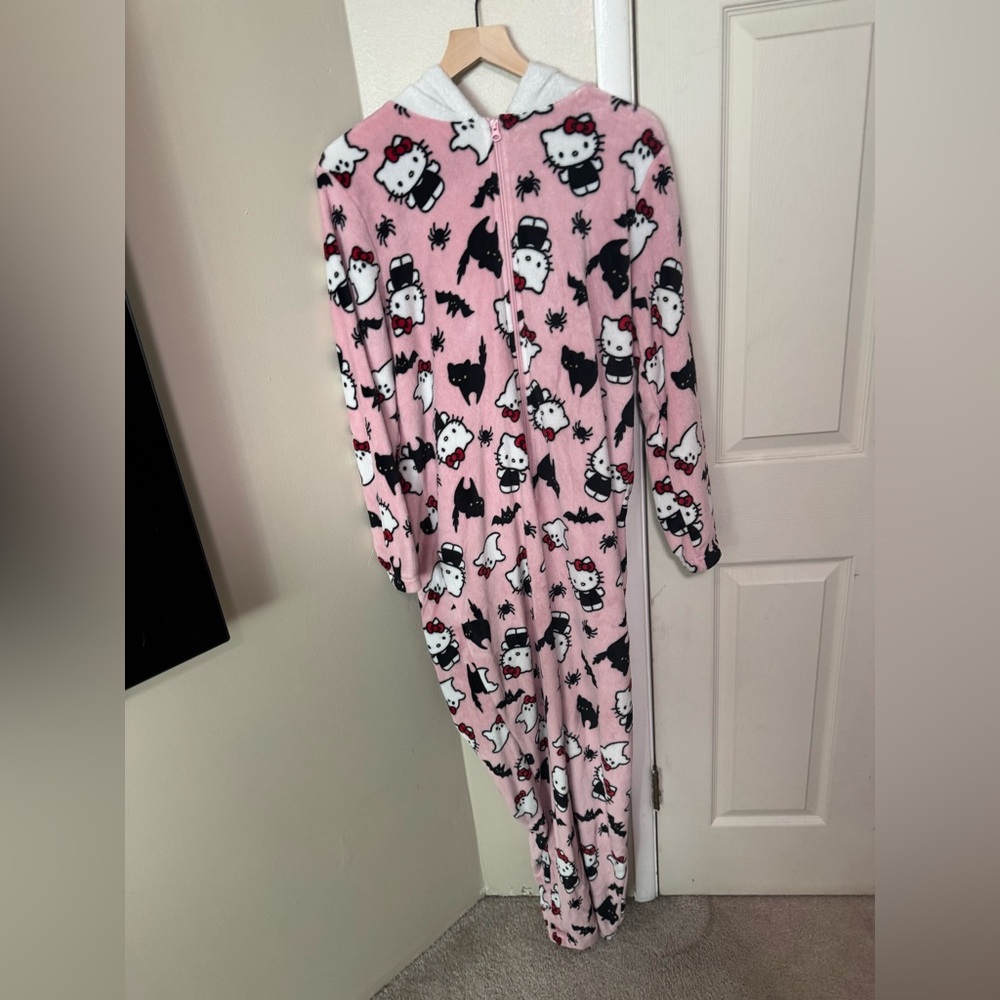 Hello Kitty Onesie! 🦇